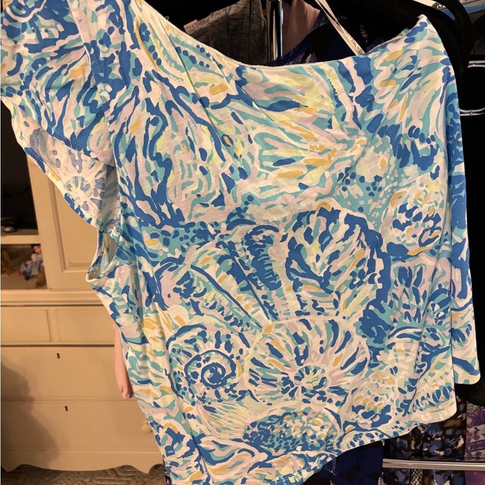 Lilly Pulitzer Blue and Yellow Seashell Top